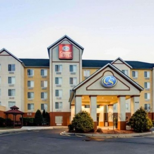 Фотография гостиницы Comfort Suites Airport Charlotte
