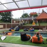 Фотография гостиницы Oka's Guest House