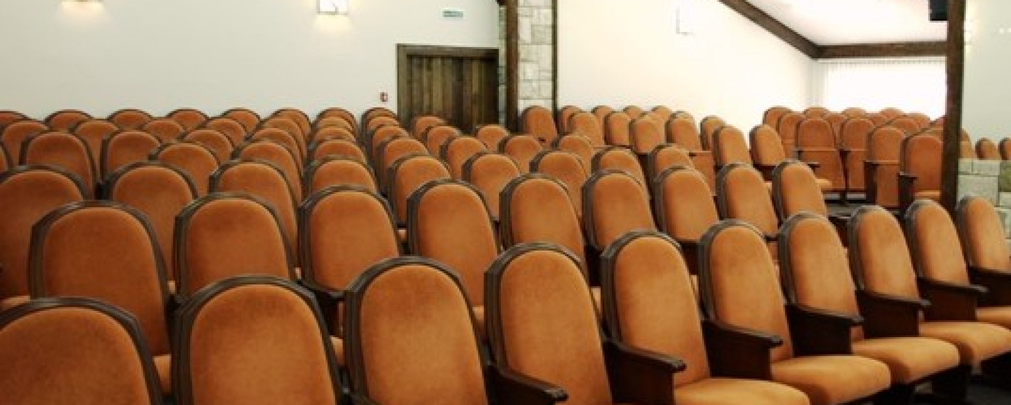 Фотографии конференц-зала Такмак