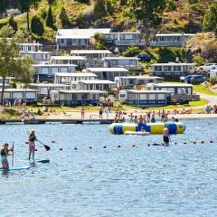 Фотографии базы отдыха 
            Lagunen Cottages and Hostel