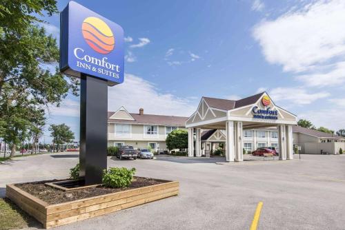 Фотография гостиницы Comfort Inn & Suites Collingwood