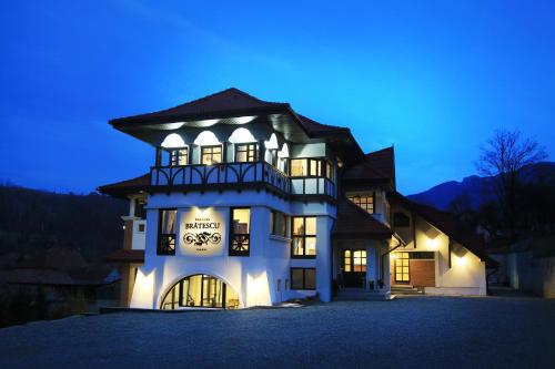 Фотография гостевого дома Conacul Bratescu