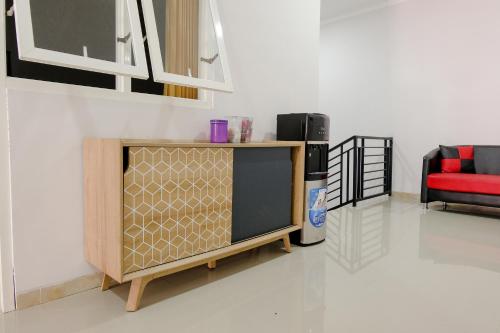 Фотографии гостиницы
Reddoorz near Universitas Widyagama Malang 2