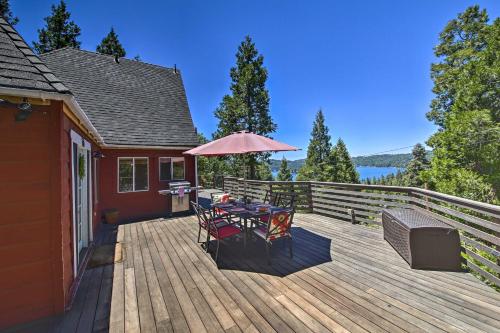 Фотография гостевого дома Lakeview Lodge Fit for Groups Less Than 1 Mile to Lake!