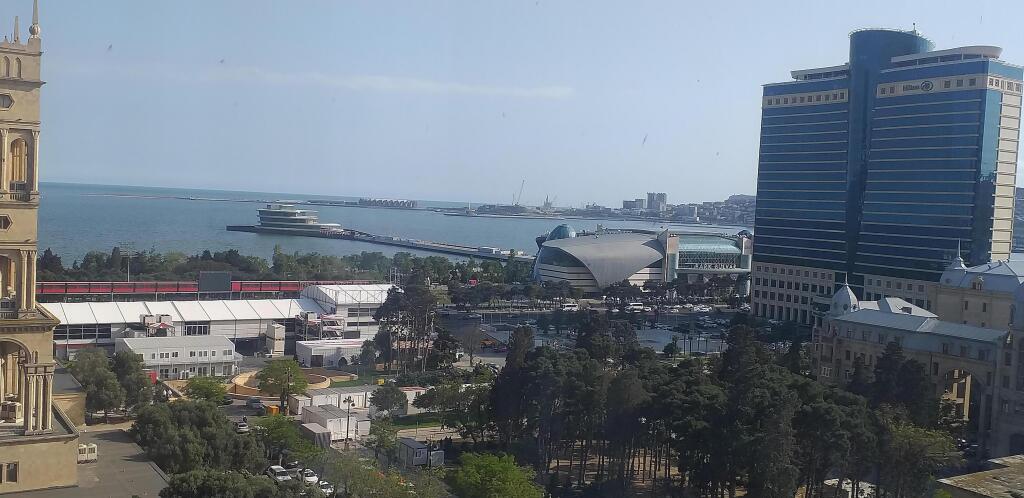 Фотография квартиры Апартаменты Квартира в Центре г.Баку с Видом на Море!