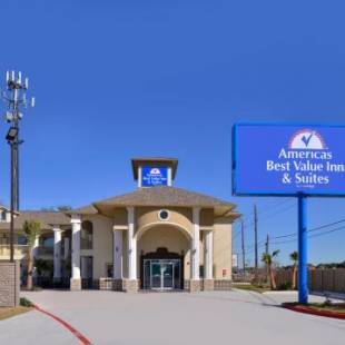 Фотографии мини отеля
Americas Best Value Inn & Suites - Houston/Hwy 6 & Westpark