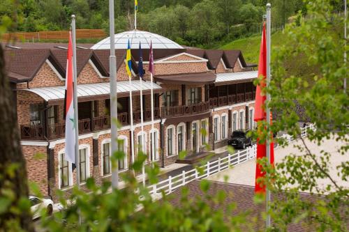 Фотография базы отдыха Equides