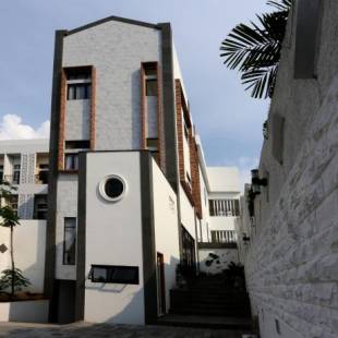 Фотографии мини отеля
Urbanest Inn House Slipi