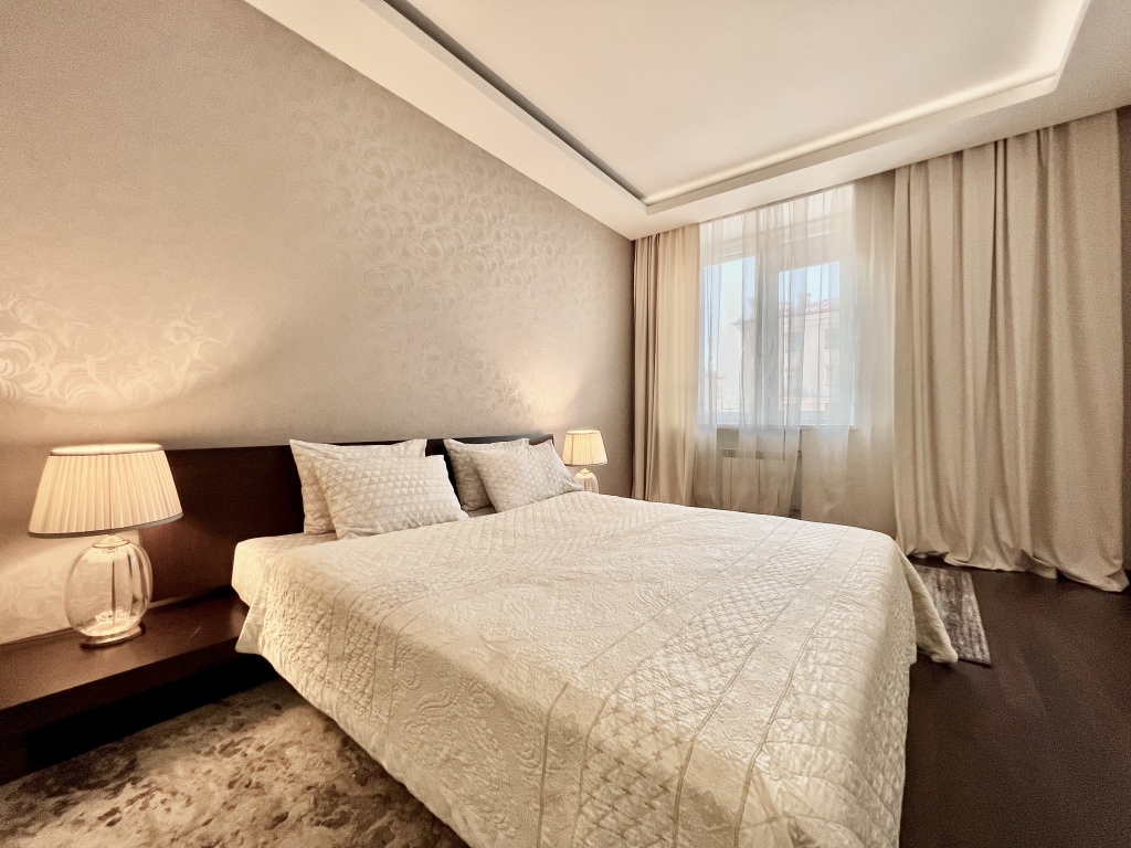 Фотография квартиры Апартаменты 4 комнатные Vip пр-т Независимости 30 Центр