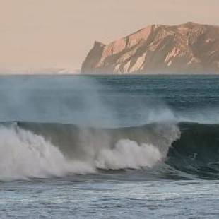 Фотографии мини отеля
Ocean View Beachfront Apartment