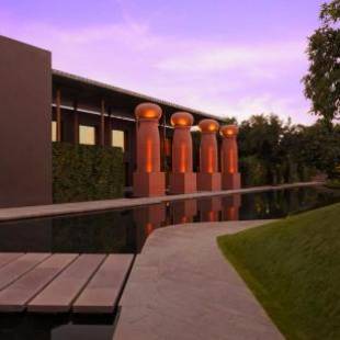 Фотографии гостиницы
The Roseate