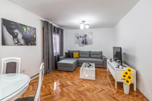 Фотографии гостевого дома
HOUSE OF SURPRISE