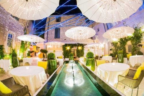 Фотография мини отеля Auberge de Saint-Rémy - Restaurant Étoilé Fany Rey