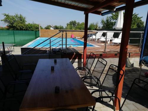 Фотография гостевого дома Kuća sa bazenom Sparta