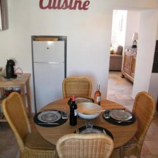 Фотографии гостевого дома
La petite Oustal