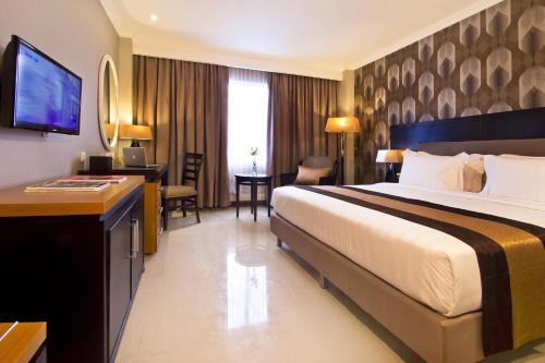 Фотография гостиницы The Victoria Hotel Yogyakarta