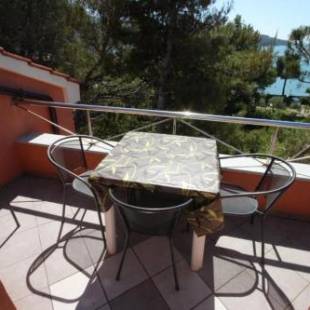 Фотографии гостевого дома
Apartments by the sea Cres - 8095