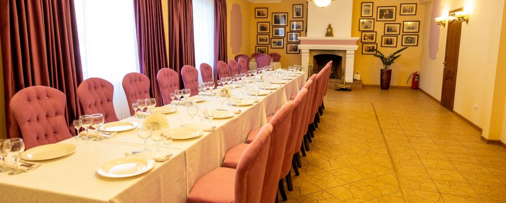 Фотографии банкетного зала Каминный зал