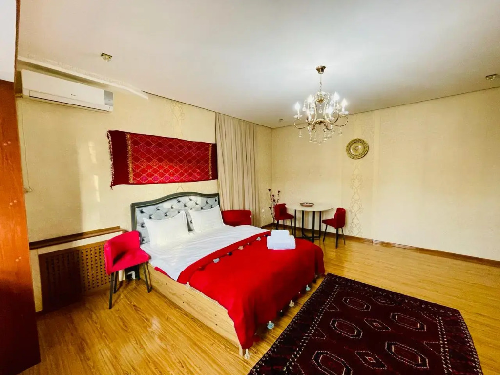 Фотография квартиры Квартира M.O.O.N. APARTMENTS Айбек 19 центр