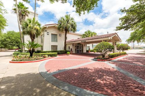 Фотография гостиницы Motel 6-Baytown, TX - Garth Rd