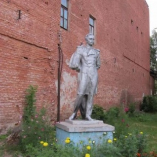 Фотография памятника Памятник М.Ю. Лермонтову