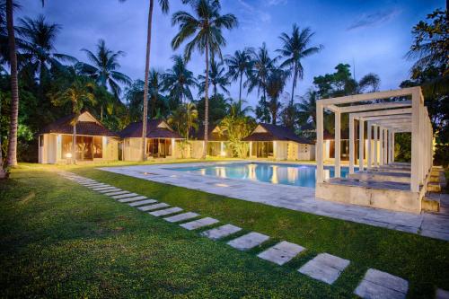 Фотография базы отдыха The Forty Eight Resort Candidasa