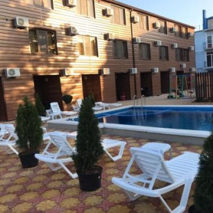 Фотография гостевого дома Пляж-Отель Камелия