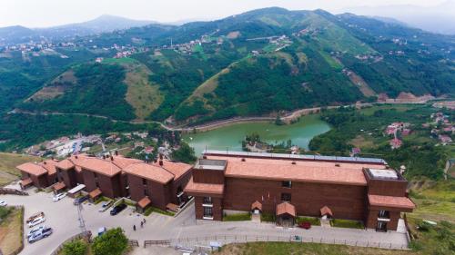 Фотография гостиницы Sera Lake Resort Hotel Spa & Aparts