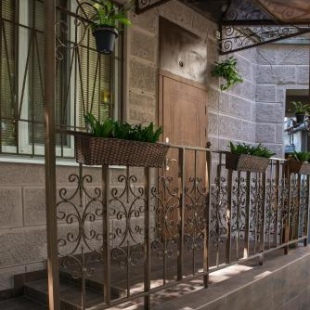 Фотография мини отеля L.O.Y Family