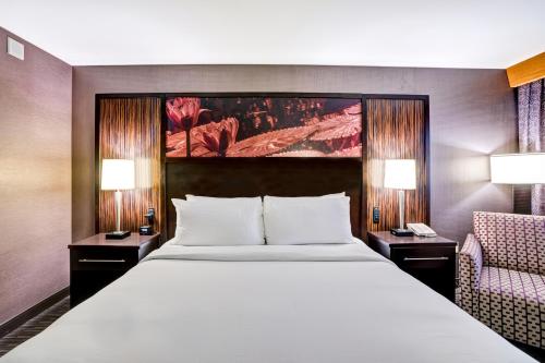 Фотография гостиницы DoubleTree by Hilton Downtown Wilmington - Legal District