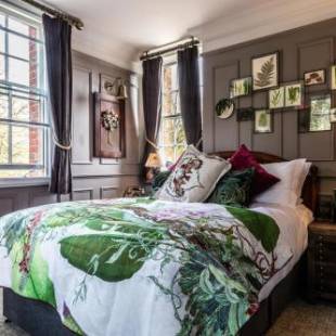 Фотографии гостиницы
Hand and Spear