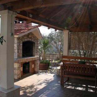 Фотография гостевого дома Apartments by the sea Slatine, Ciovo - 1137