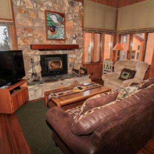 Фотография гостевого дома Mountainback #105, Loft, Den