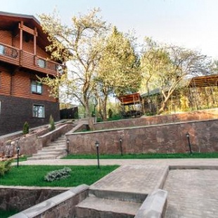 Фотография летней террасы LogHouse 