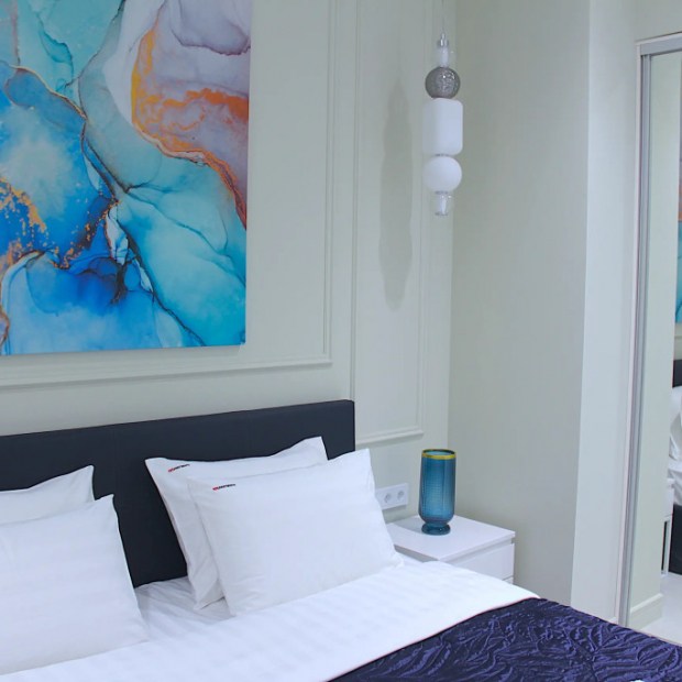 Фотографии квартиры 
            Апартаменты Red Apartments Светлана Парк Роберта