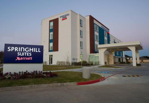 Фотография гостиницы SpringHill Suites by Marriott Houston Hwy. 290/NW Cypress
