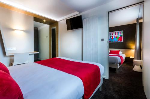 Фотография гостиницы Brit Hotel Quimper