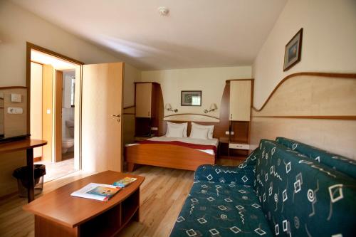 Фотография гостиницы Hotel Makár Sport&Atrium