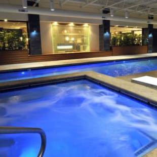 Фотографии мотеля
Holiday Inn and Suites Charleston West, an IHG Hotel