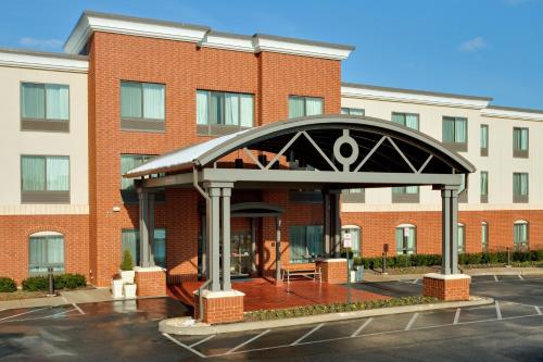 Фотография гостиницы Holiday Inn Express Hotel & Suites Bethlehem Airport/Allentown area, an IHG Hotel