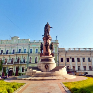 Фотография Монумент основателям Одессы