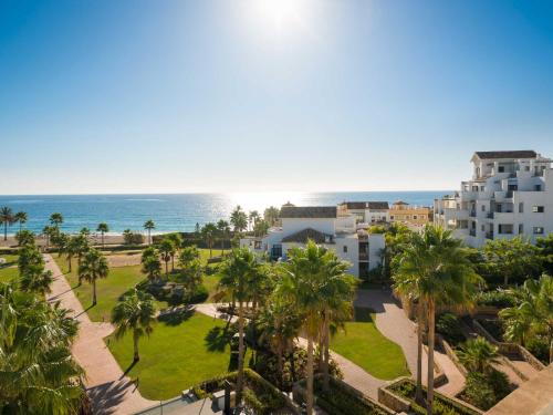 Фотографии гостиницы
Estepona Hotel & Spa Resort