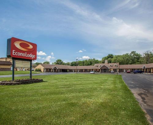 Фотография гостиницы Econo Lodge Newton
