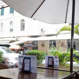 Фотографии гостиницы
Ostro Hotel