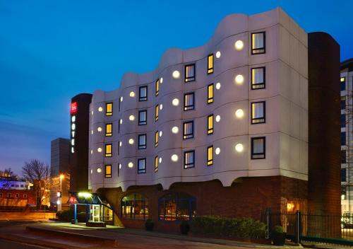 Фотография гостиницы ibis Portsmouth