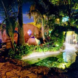 Фотографии хостела
Hoosville Hostel (Formerly The Everglades Hostel)