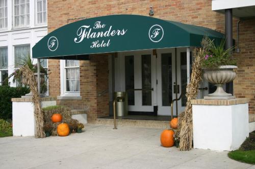 Фотографии гостиницы 
            The Flanders Hotel