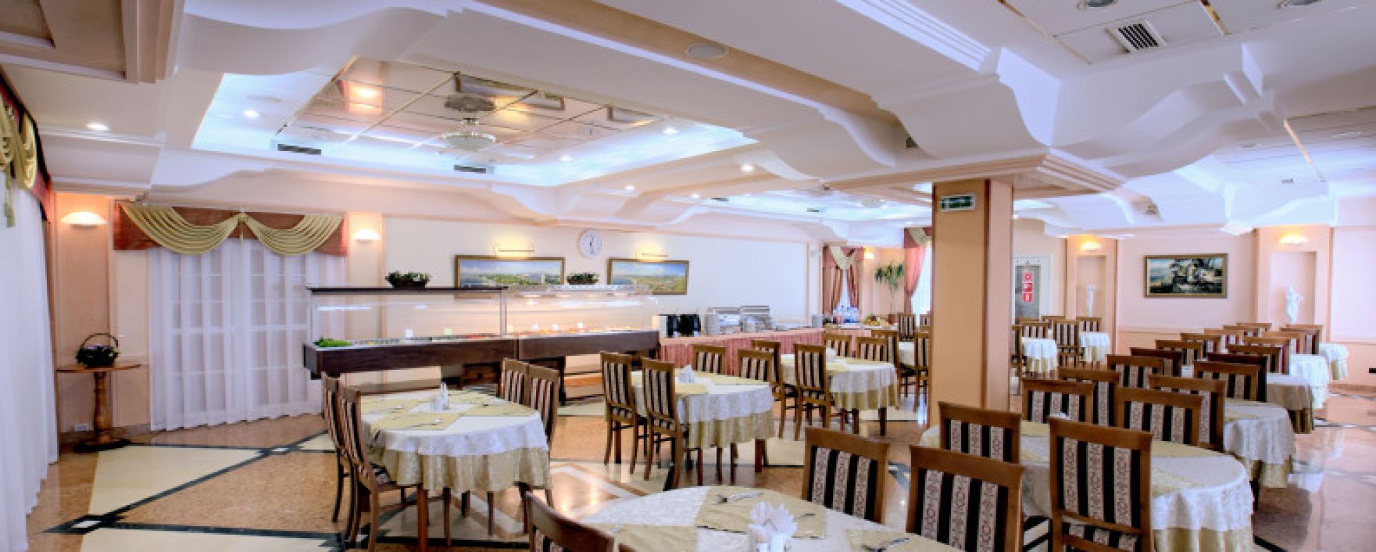 Фотографии банкетного зала Банкетный зал Аквамарин Большой