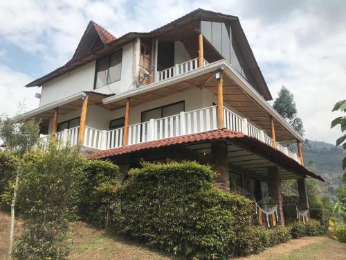 Фотографии мини отеля 
            Hotel mirador calopala