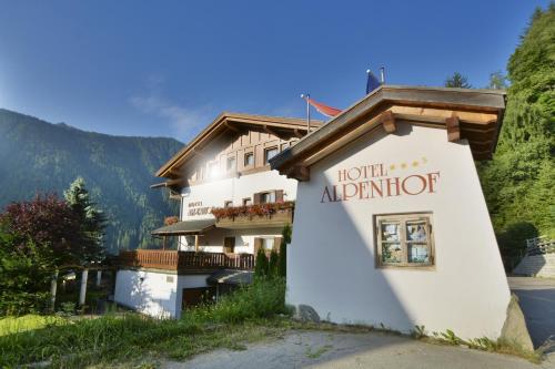 Фотография гостиницы Hotel Alpenhof